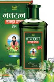 NAVRATAN AYURVEDIC EXTRA COOL OIL